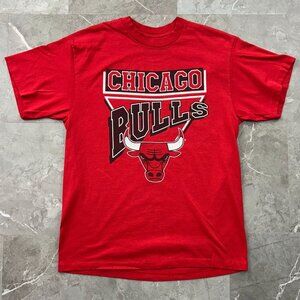 90s Vintage Chicago Bulls Graphic Tee Mens Large Short Sleeve Spell Out Red